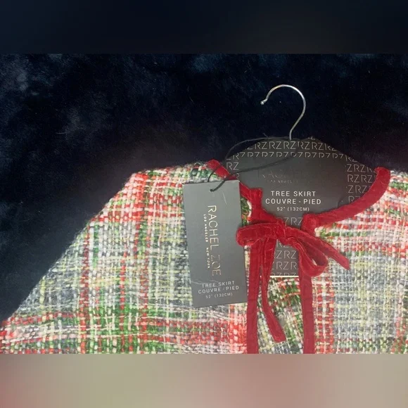 Tree Skirt - Picture 2 of 2